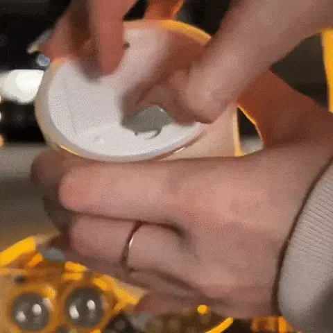 Flammeløse LED Stearinlys med Bevegelig Flammeeffekt 