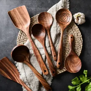Naturlig tresleivsett i teak